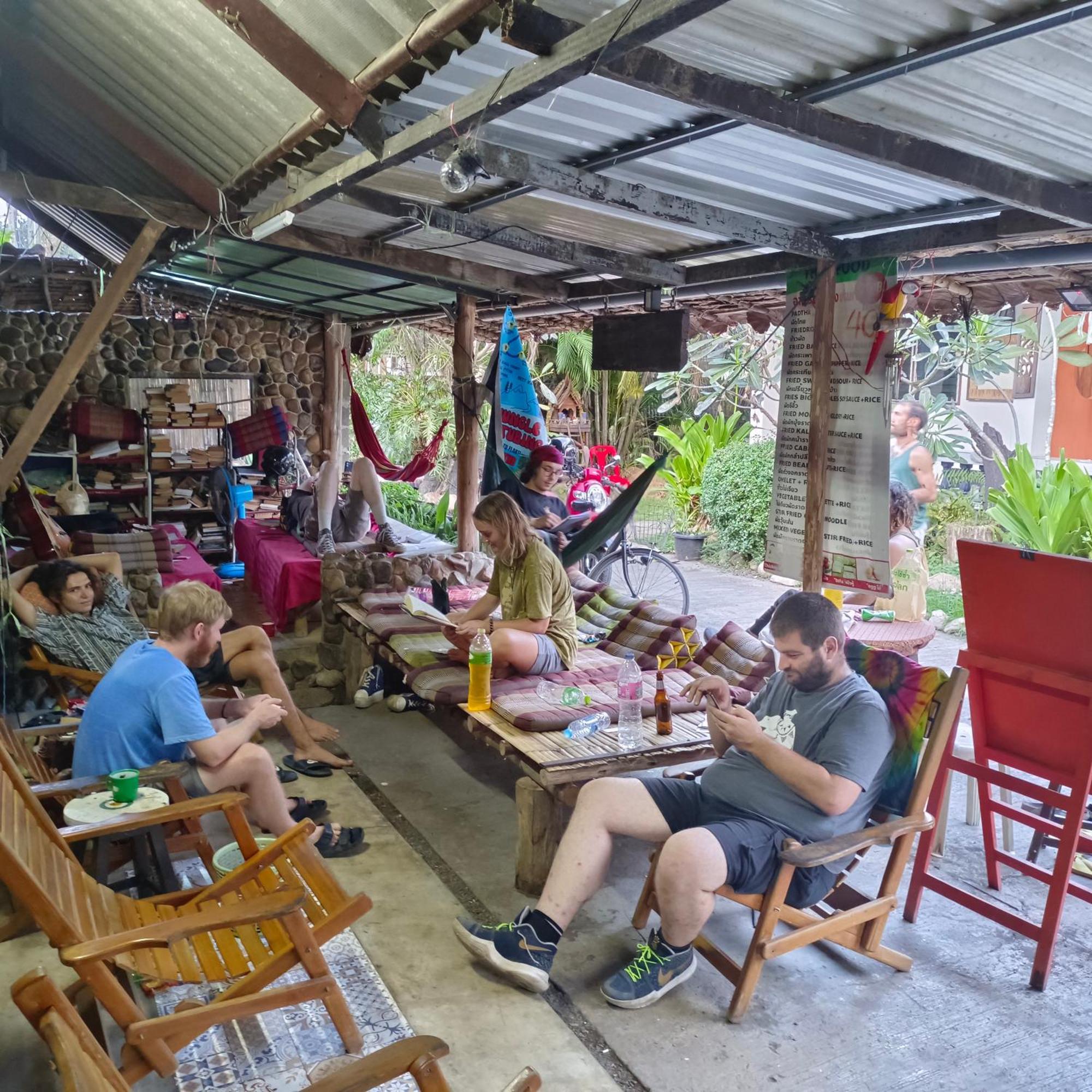 Sunny Tayai Hostel Пай Экстерьер фото